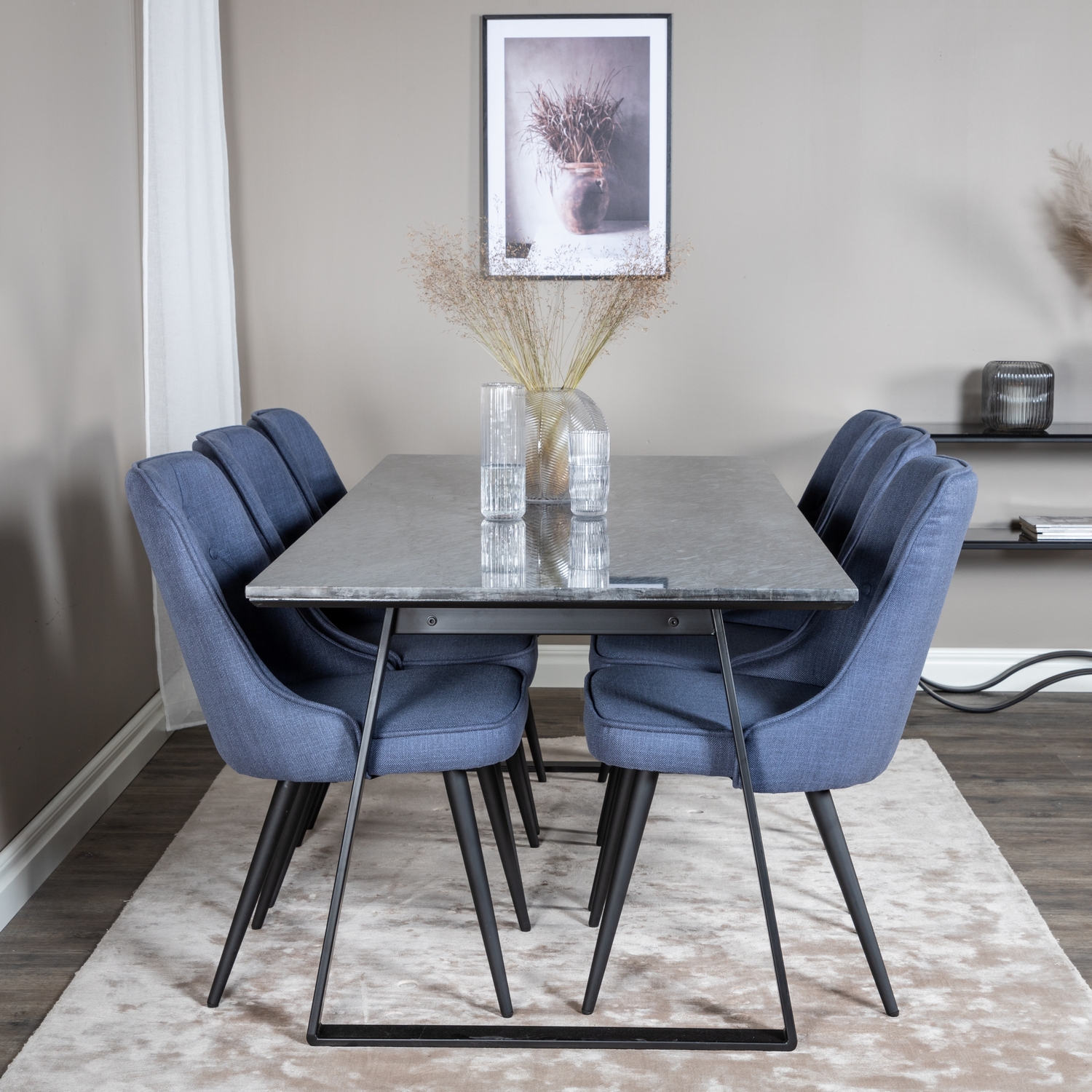 Matgrupp Venture Home Estelle med 6 Vera Stolar PolyEstelletyg