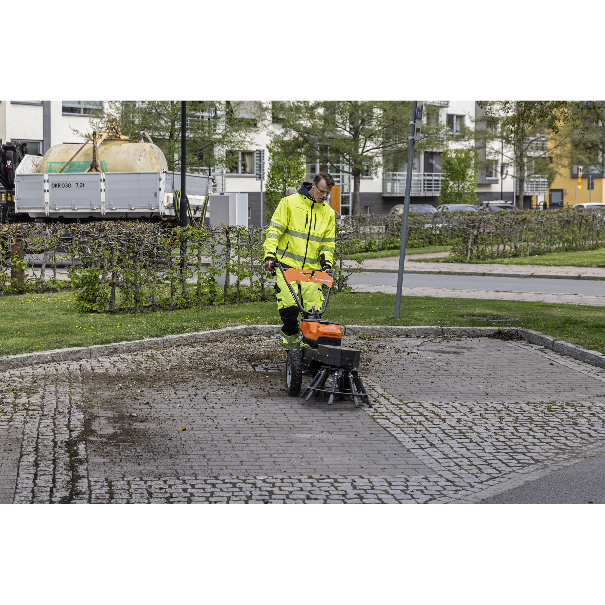 Borstmaskin Husqvarna WB 560i Ogräsborste
