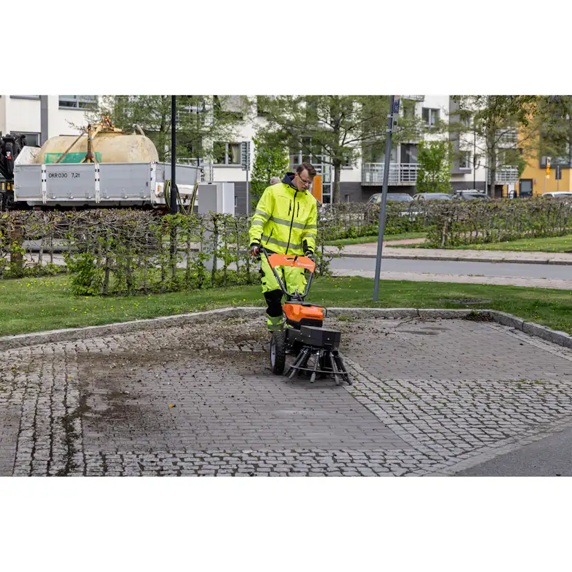 Borstmaskin Husqvarna WB 560i Ogräsborste