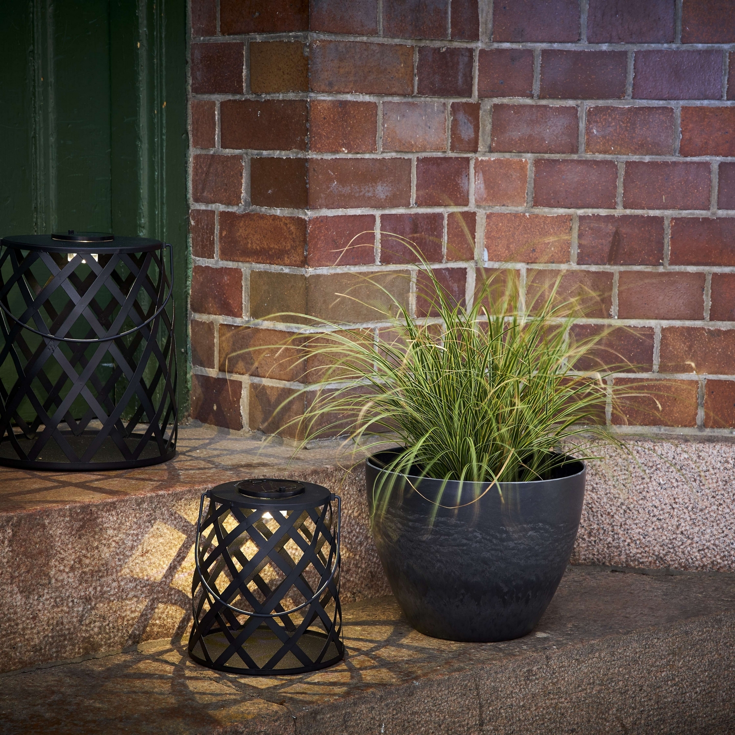 Solcellslykta Star Trading Calabria Twilight