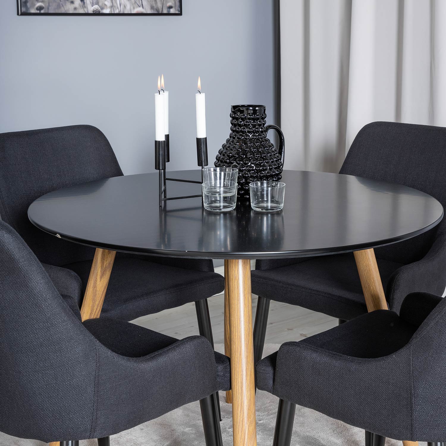 Matgrupp Venture Home Plake med 4 Plake Stolar Runt