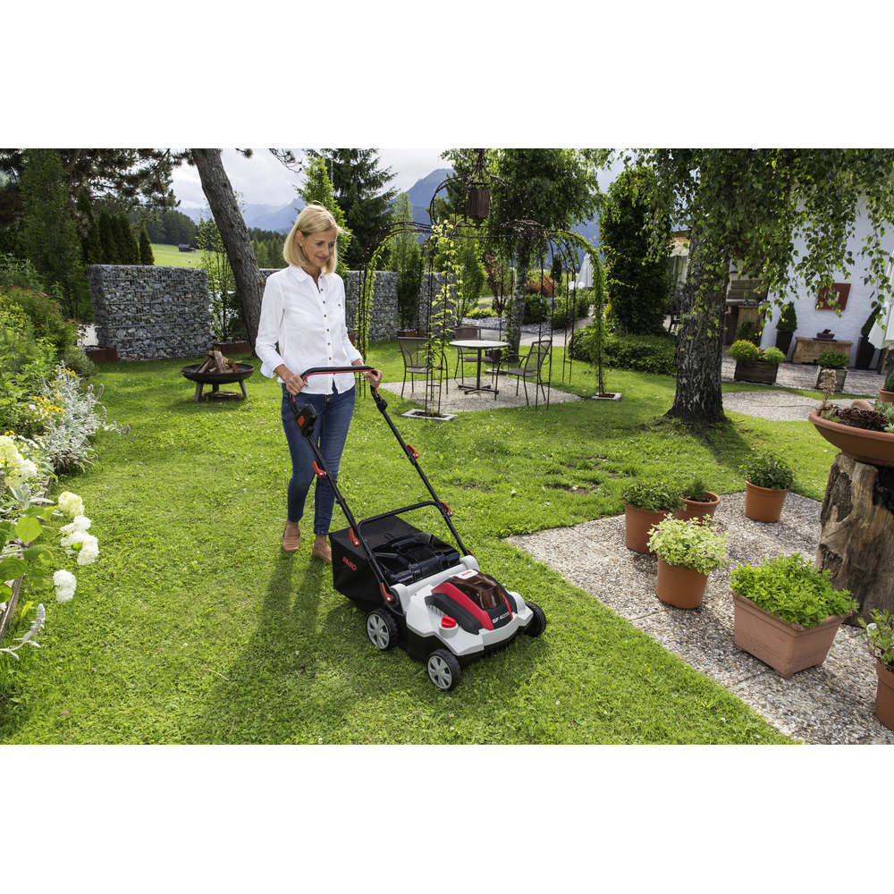 Vertikalskärare AL-KO SF 4036 Batteridriven med Batteri & Laddare