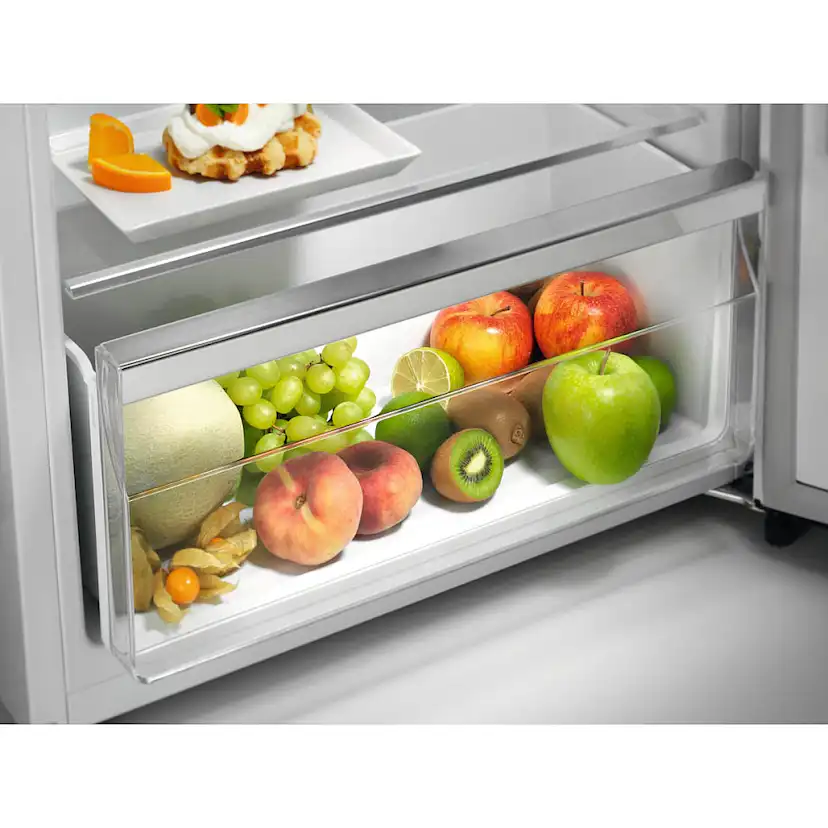 Fristående Kyl & Frys Electrolux LTB1AE24W0 med ColdSense och LowFrost