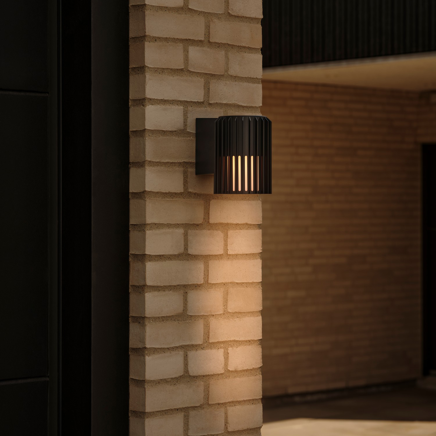 Aludra | Vägglampa | Seaside svart Svart