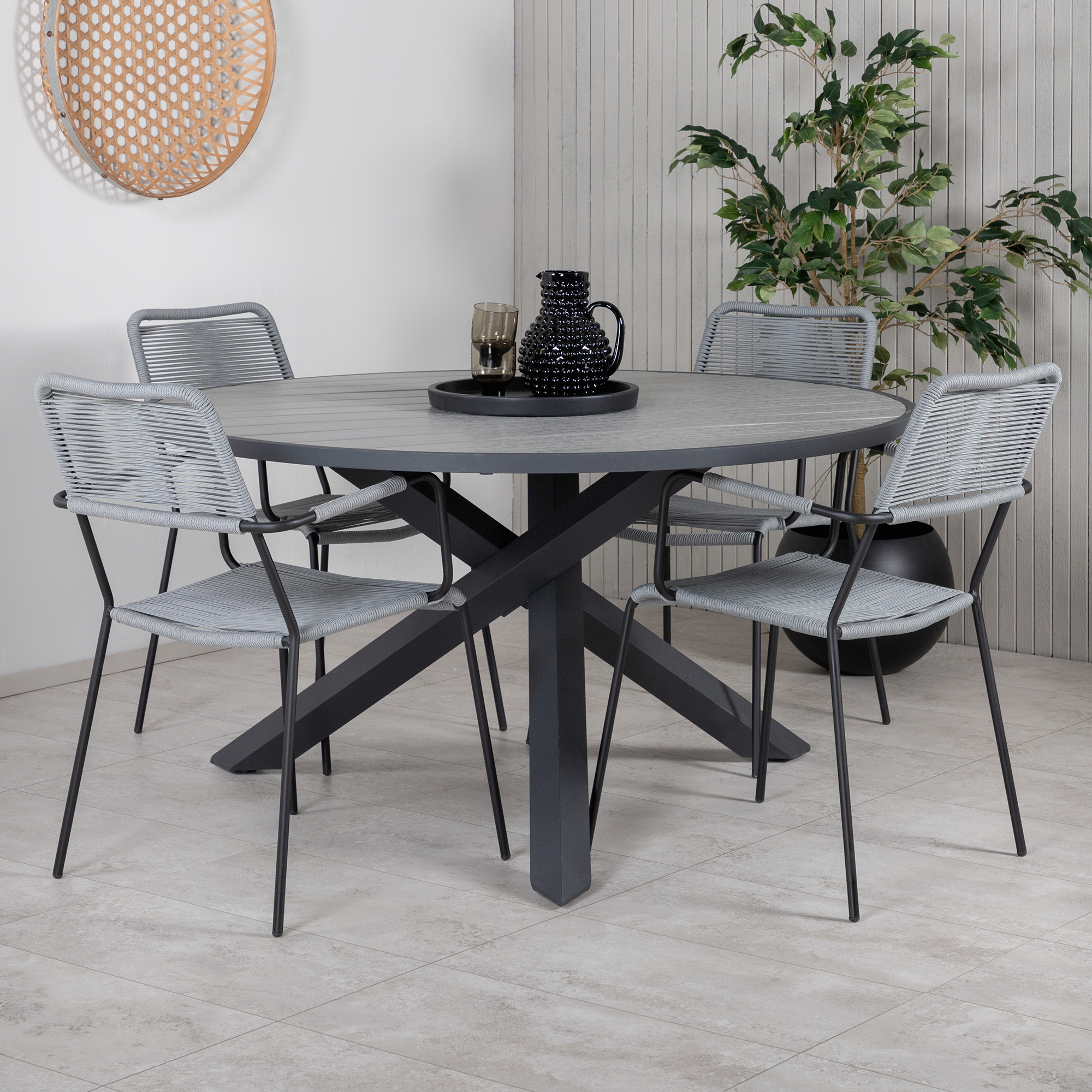 Matgrupp Venture Home Pincy med 4 Leon Matstolar