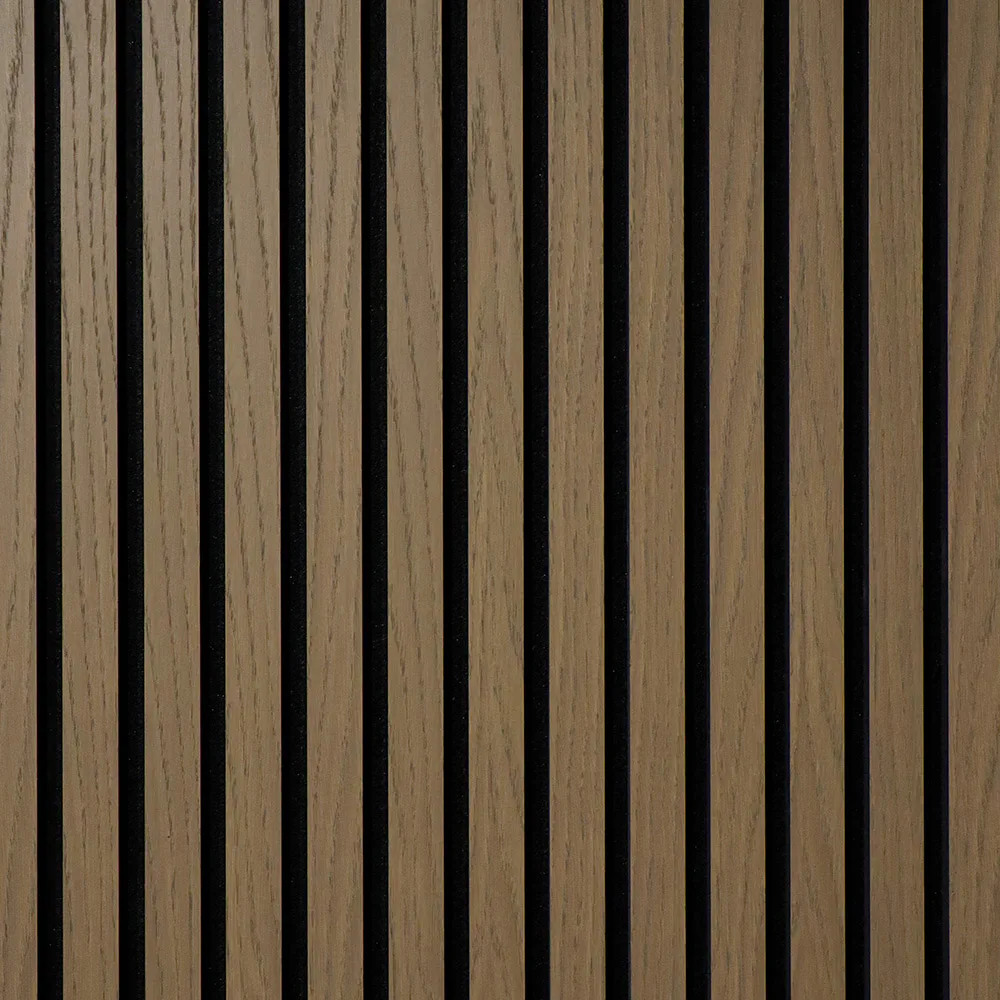 Akustikpanel Wood on wall Ek Gråbrunlackad