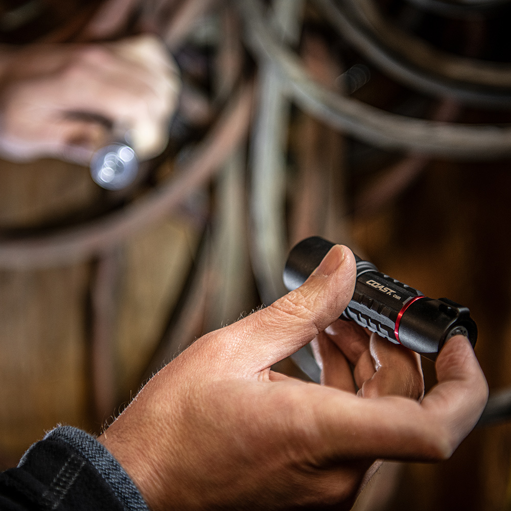 Ficklampa Coast XP6R Uppladdningsbar 400 lumen