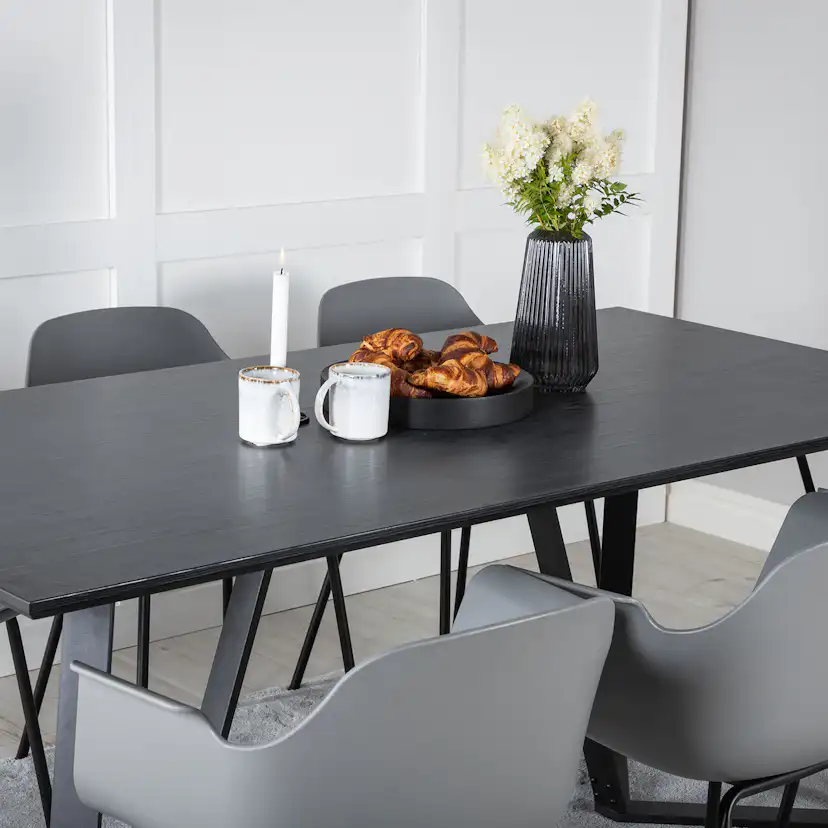 Marina Dining Table - Black top / Black Legs , Comfort Plast Grå