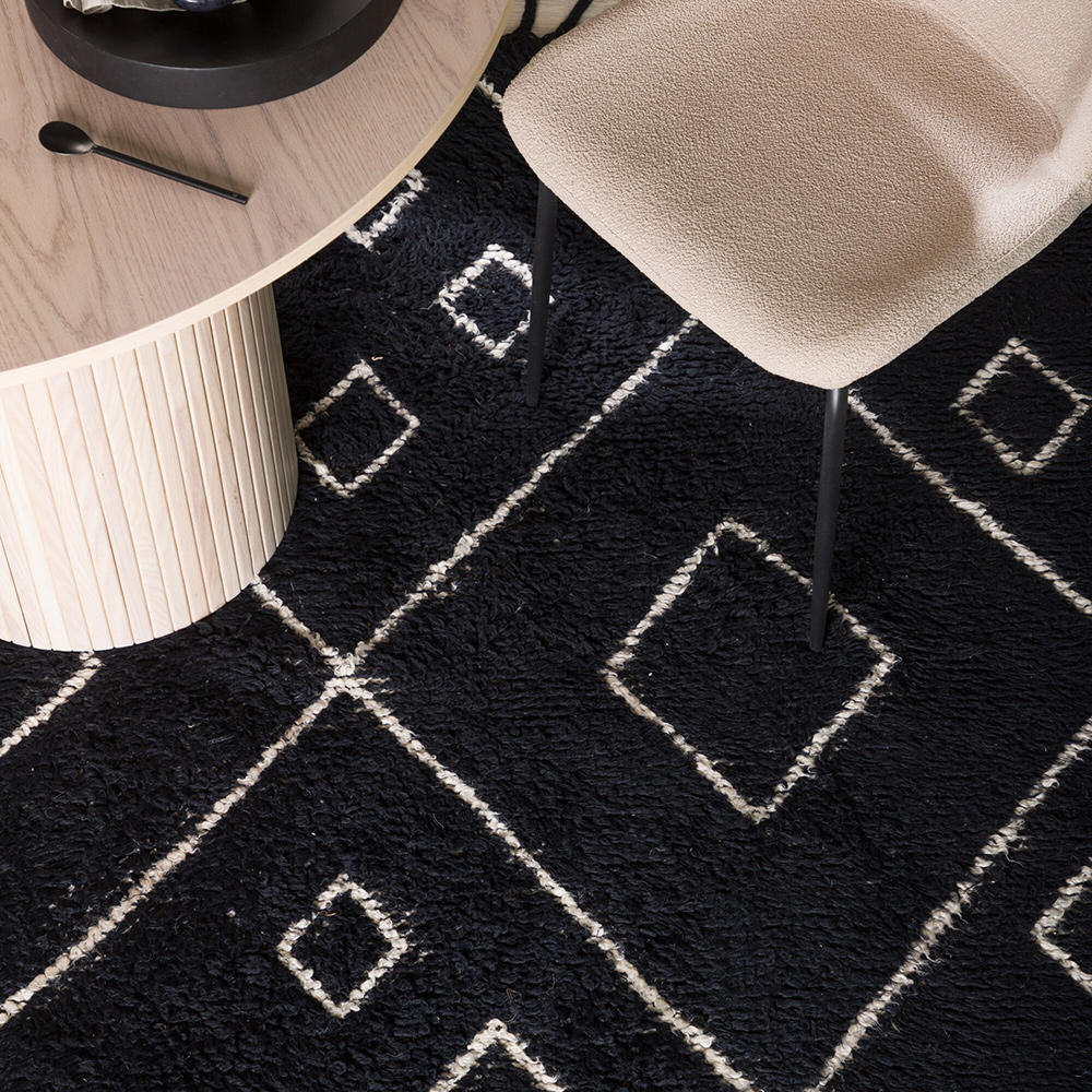 David Wool - 350*250- -Rectangular-Black/white 250x350