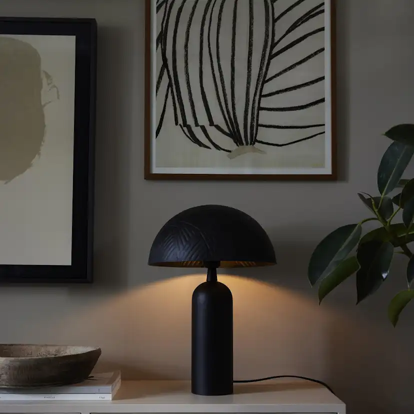 Lampfot PR Home Carter