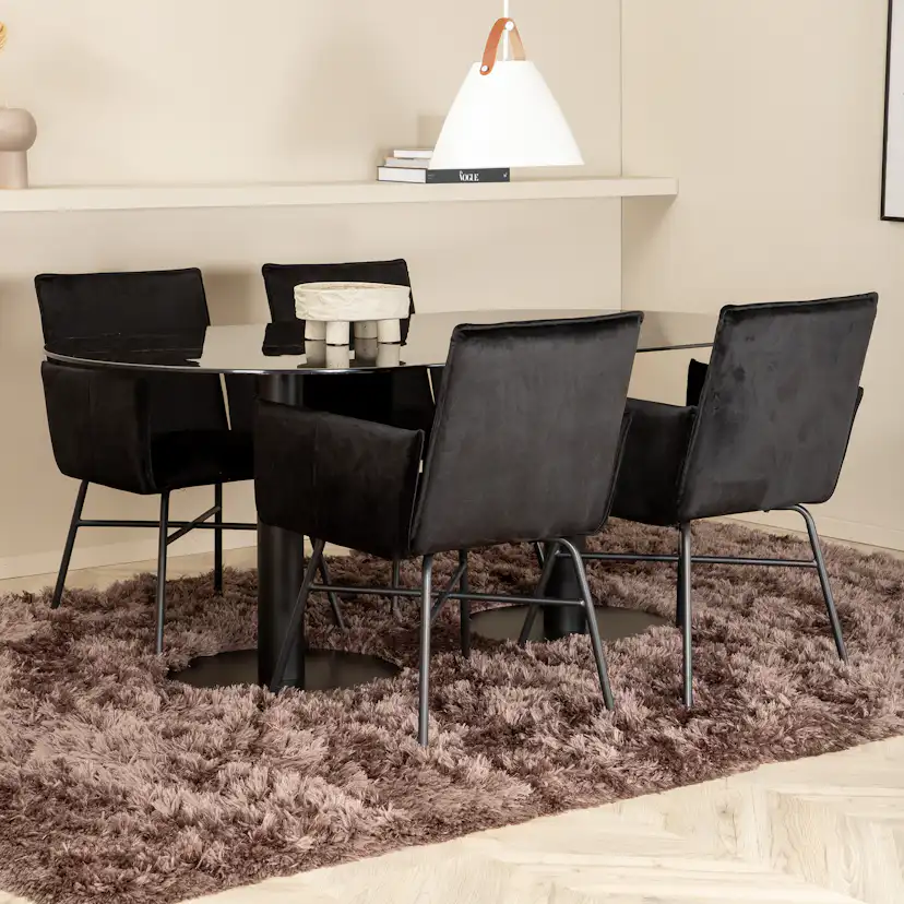 Matgrupp Venture Home Oslo med 4 Annika Stolar
