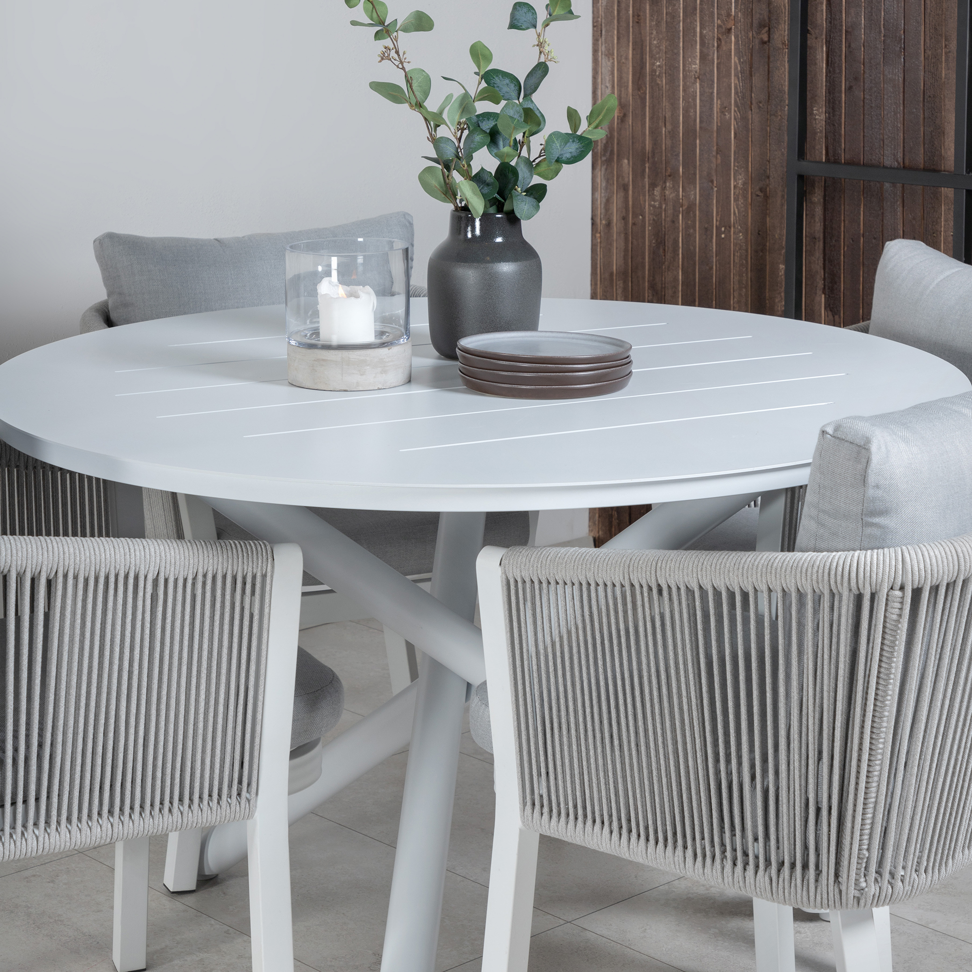 Matgrupp Venture Home Alma med 4 Virya Stolar