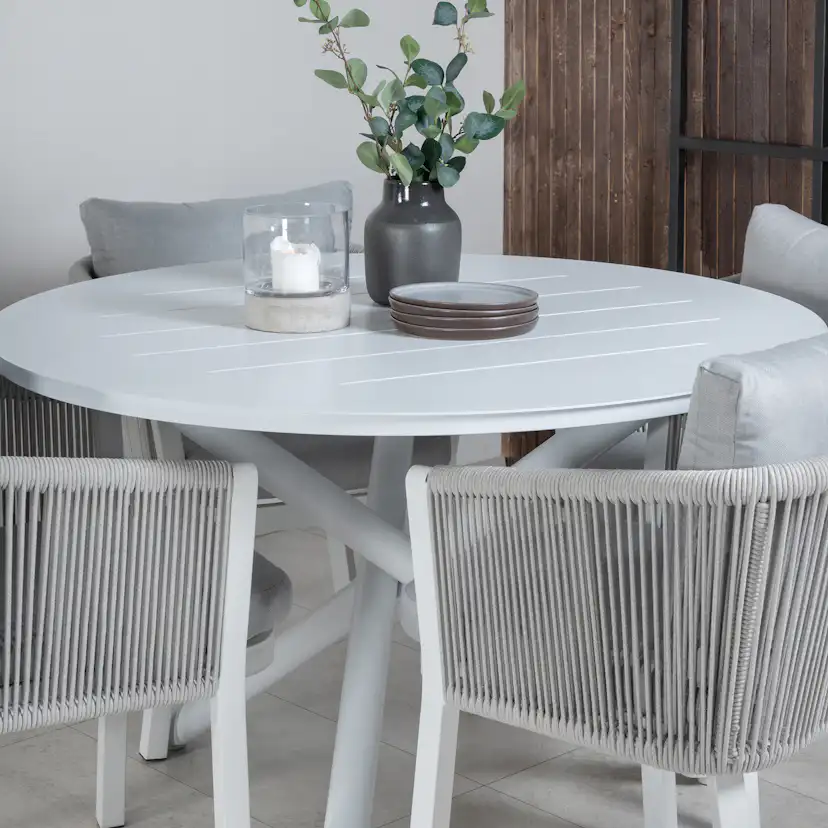 Matgrupp Venture Home Alma med 4 Virya Stolar