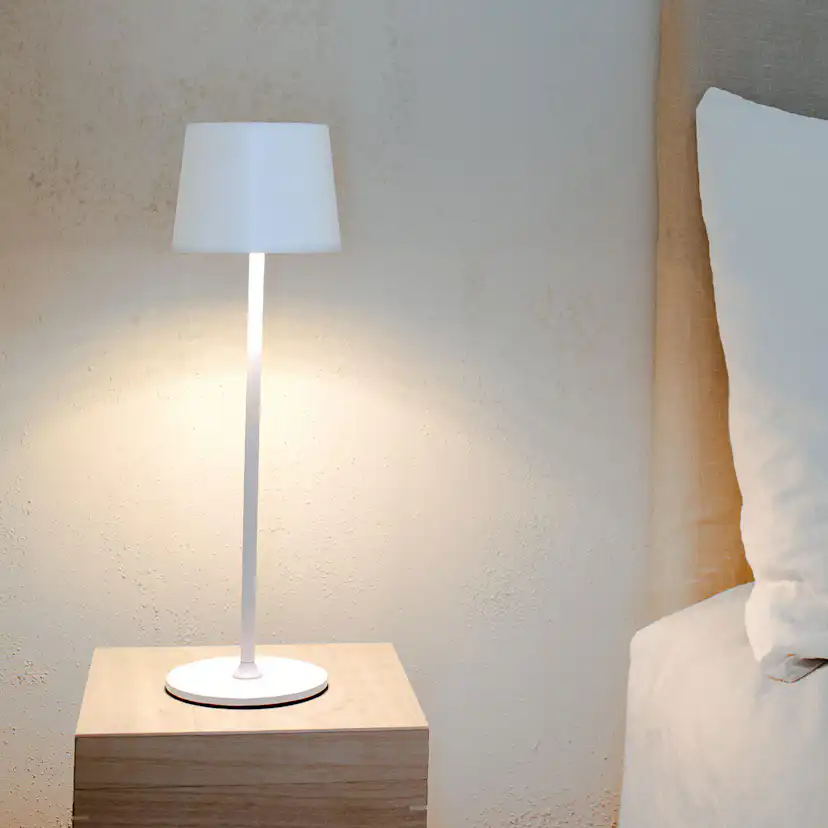 Bordslampa Markslöjd Fiore Uppladdningsbar