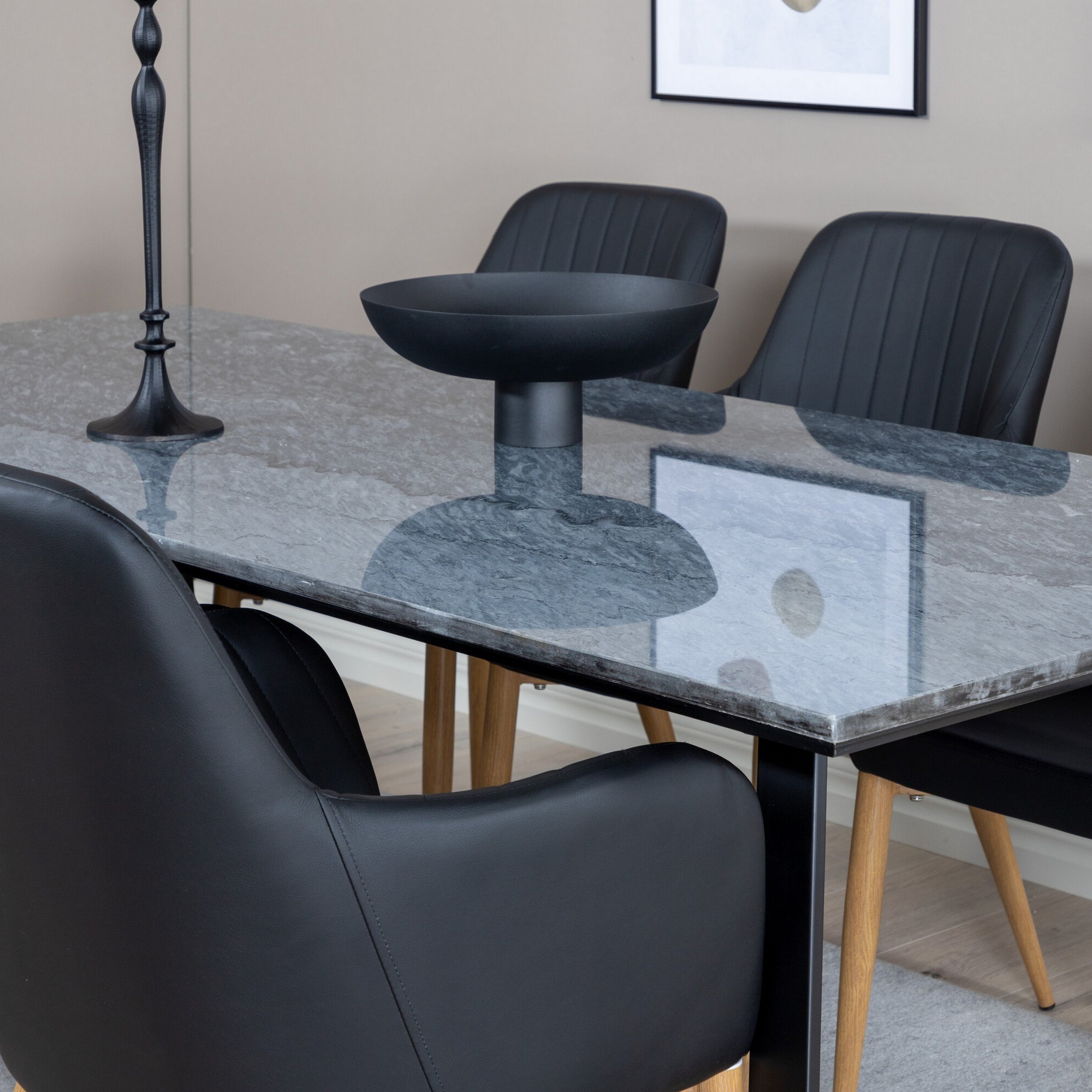 Matgrupp Venture Home Estelle med 6st Comfort Stolar