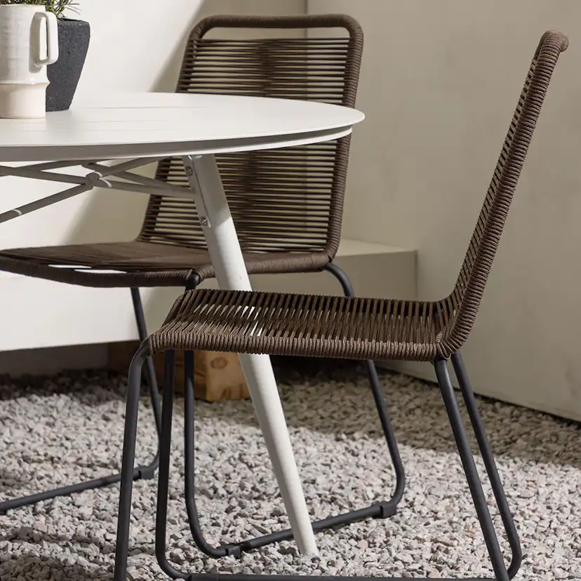 Matgrupp Venture Home Lina Bord med 4 Lindos Stolar