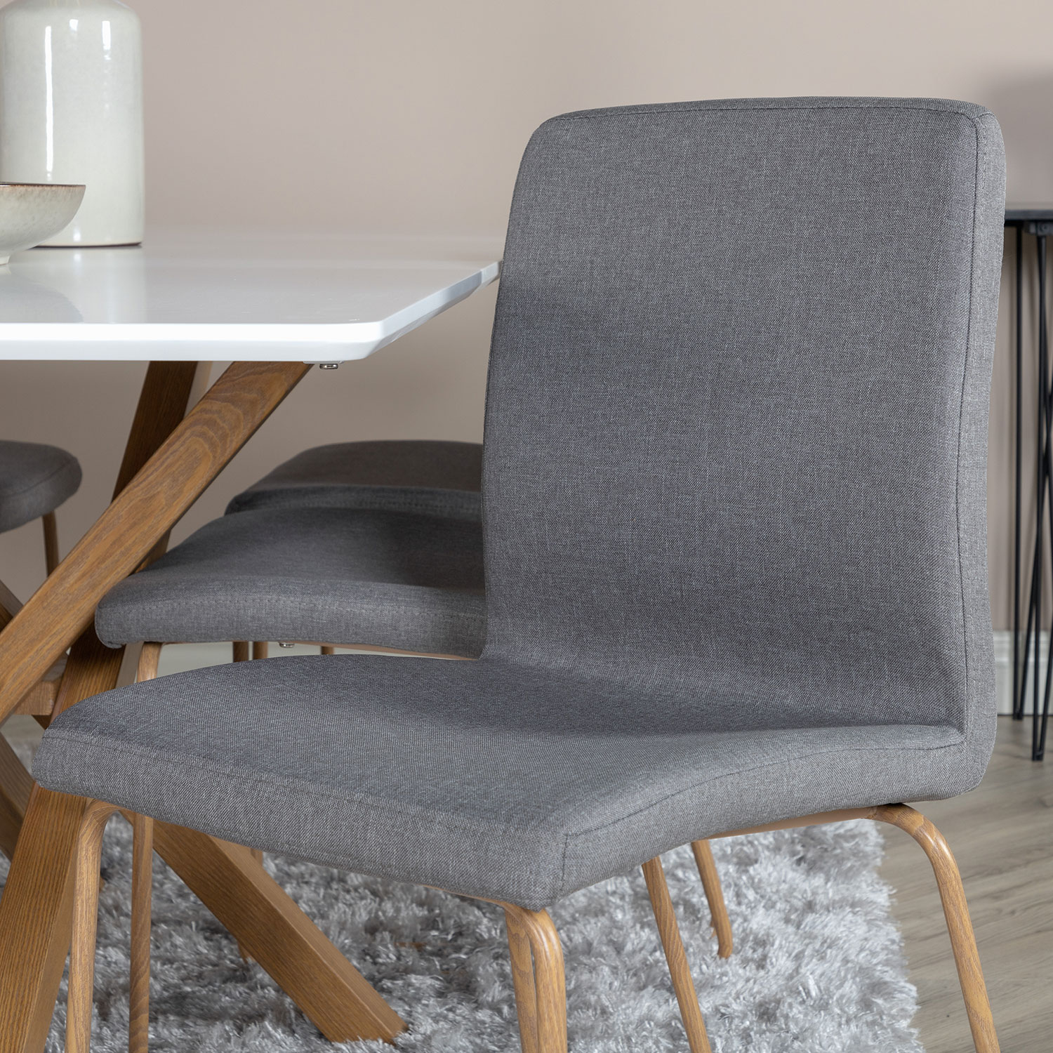 Matgrupp Venture Home Piazza med 6 Mace stolar