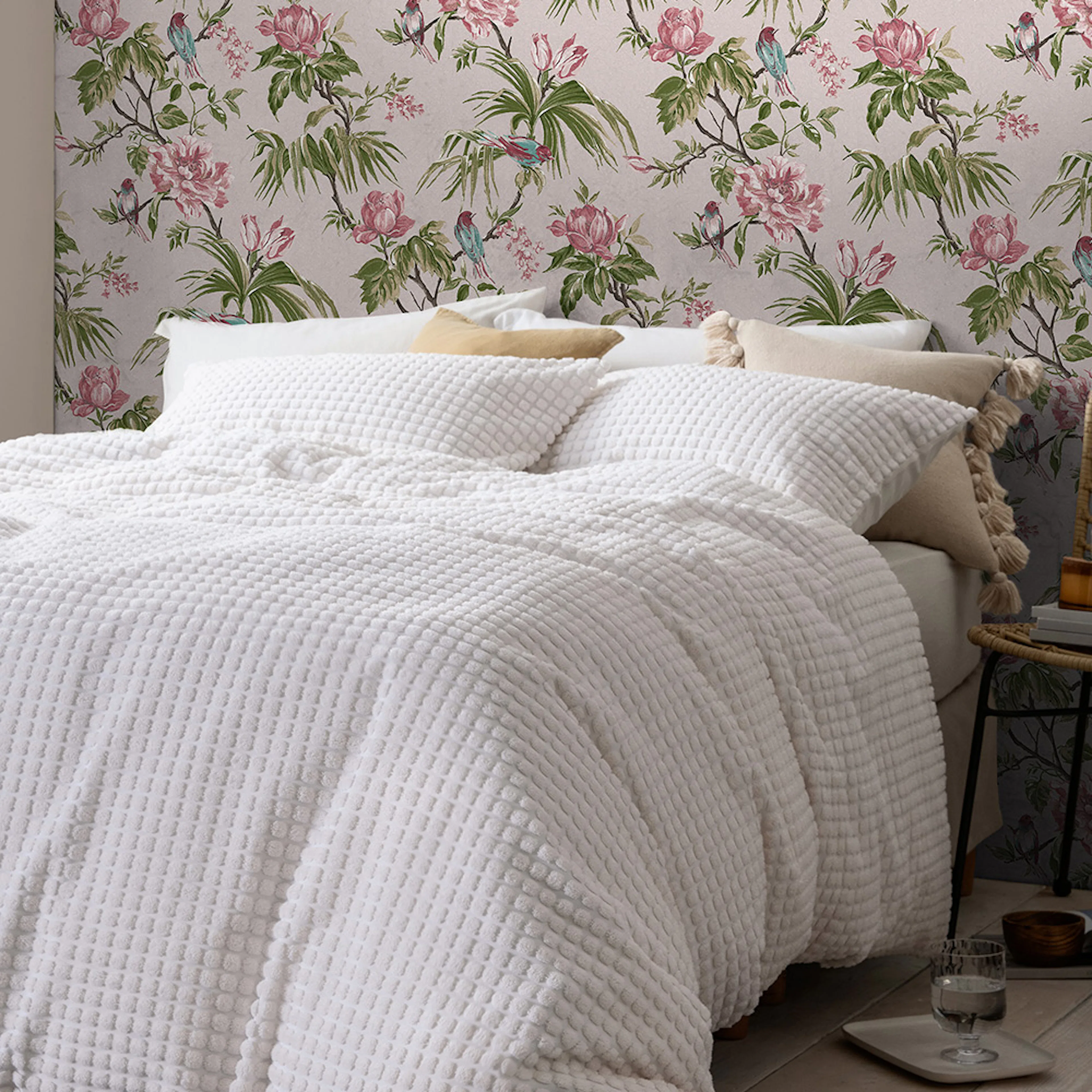 Tapet NEXT Birds & Blooms Mauve