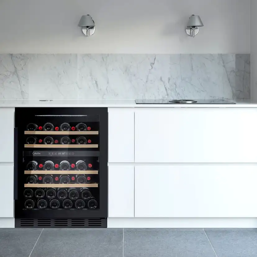 Vinkyl Cavin Arctic Collection 60D Fullglass Black - Elegant Svart