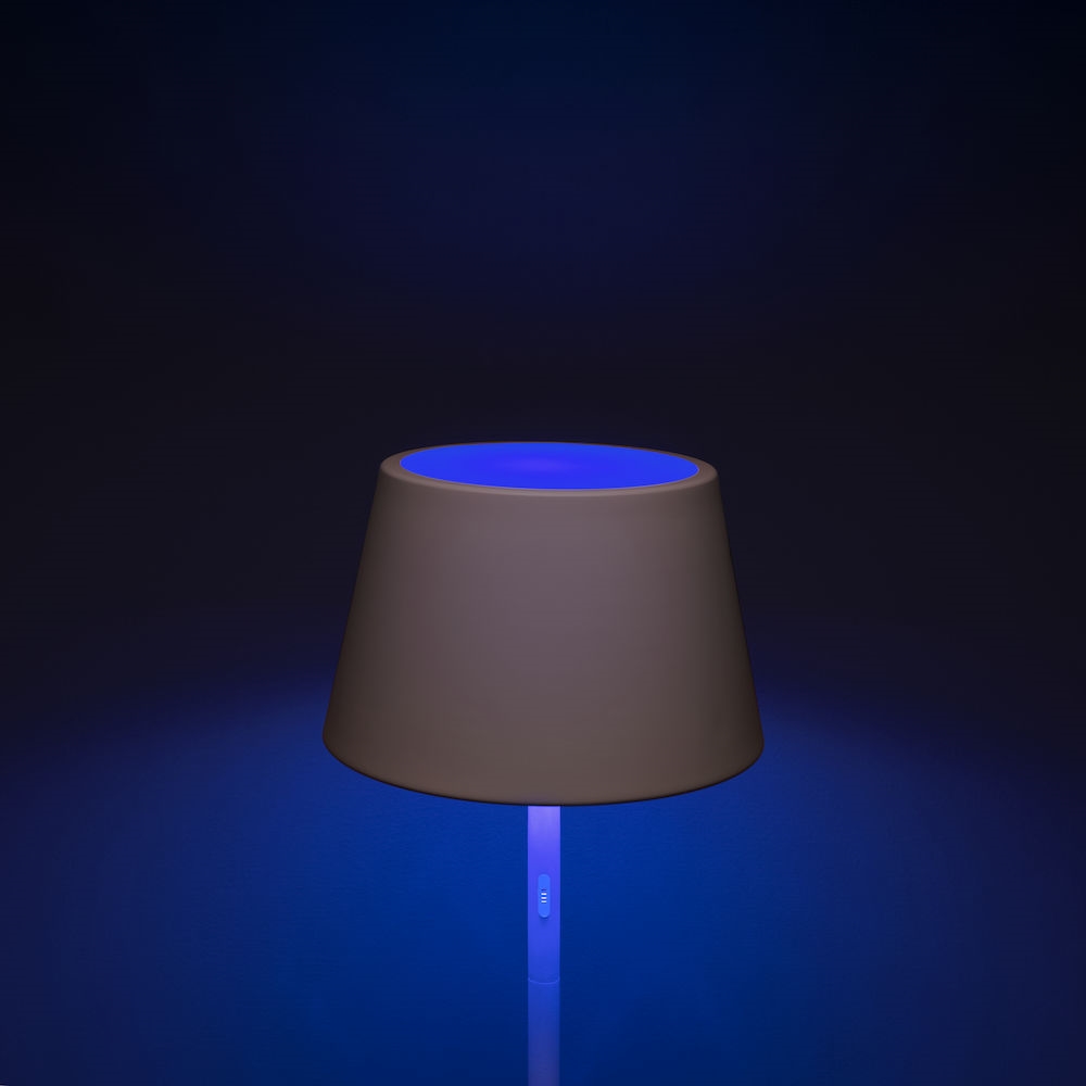 Pomezia golvlampa USB vit Vit