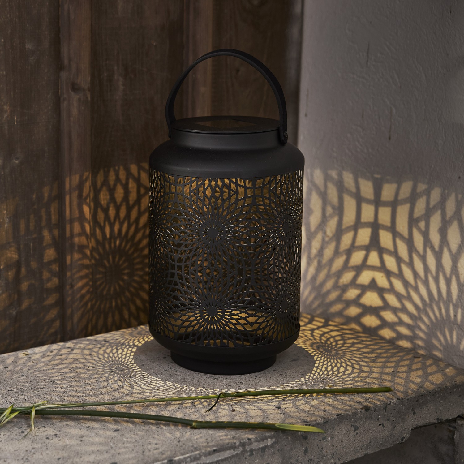 Solcellsdekoration Star Trading Mandala Svart