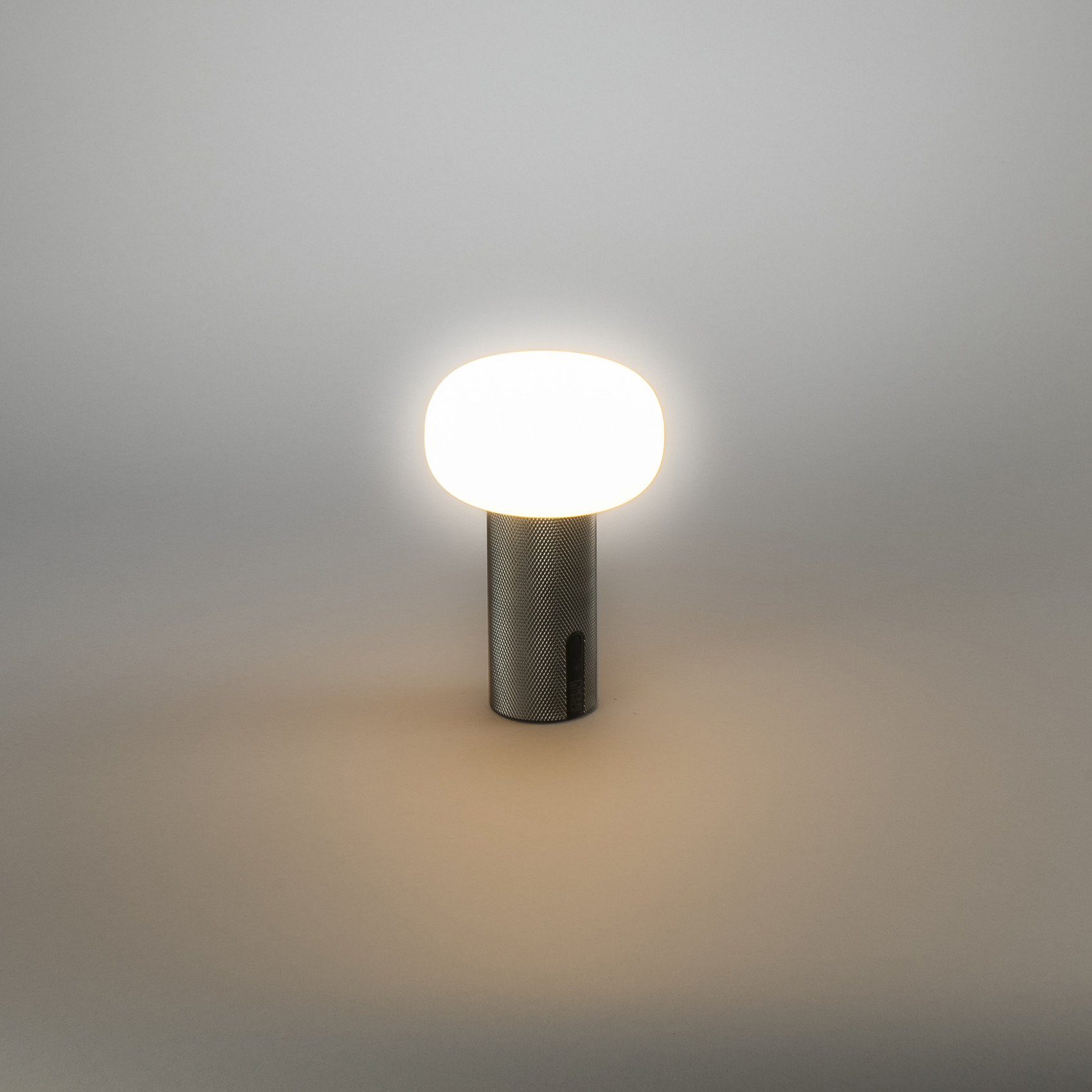 Portabel Lampa Gnosjö Konstsmide Antibes Mini Bordslampa USBxMatt Silver