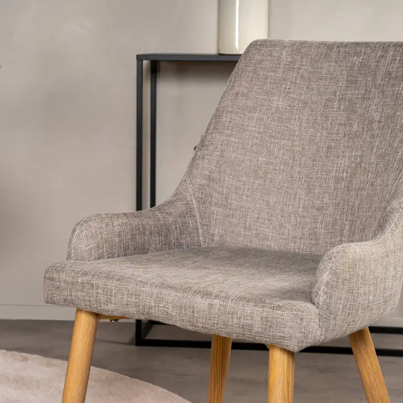 Matgrupp Basic Home Pelle Runt Matbord 100 cm med 4 Pelle Matstol