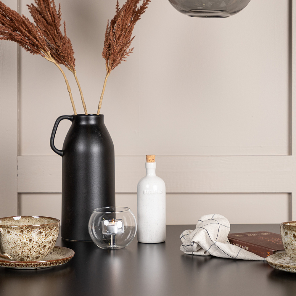 Matgrupp Venture Home Tempe med 2 Sanjos Stolar