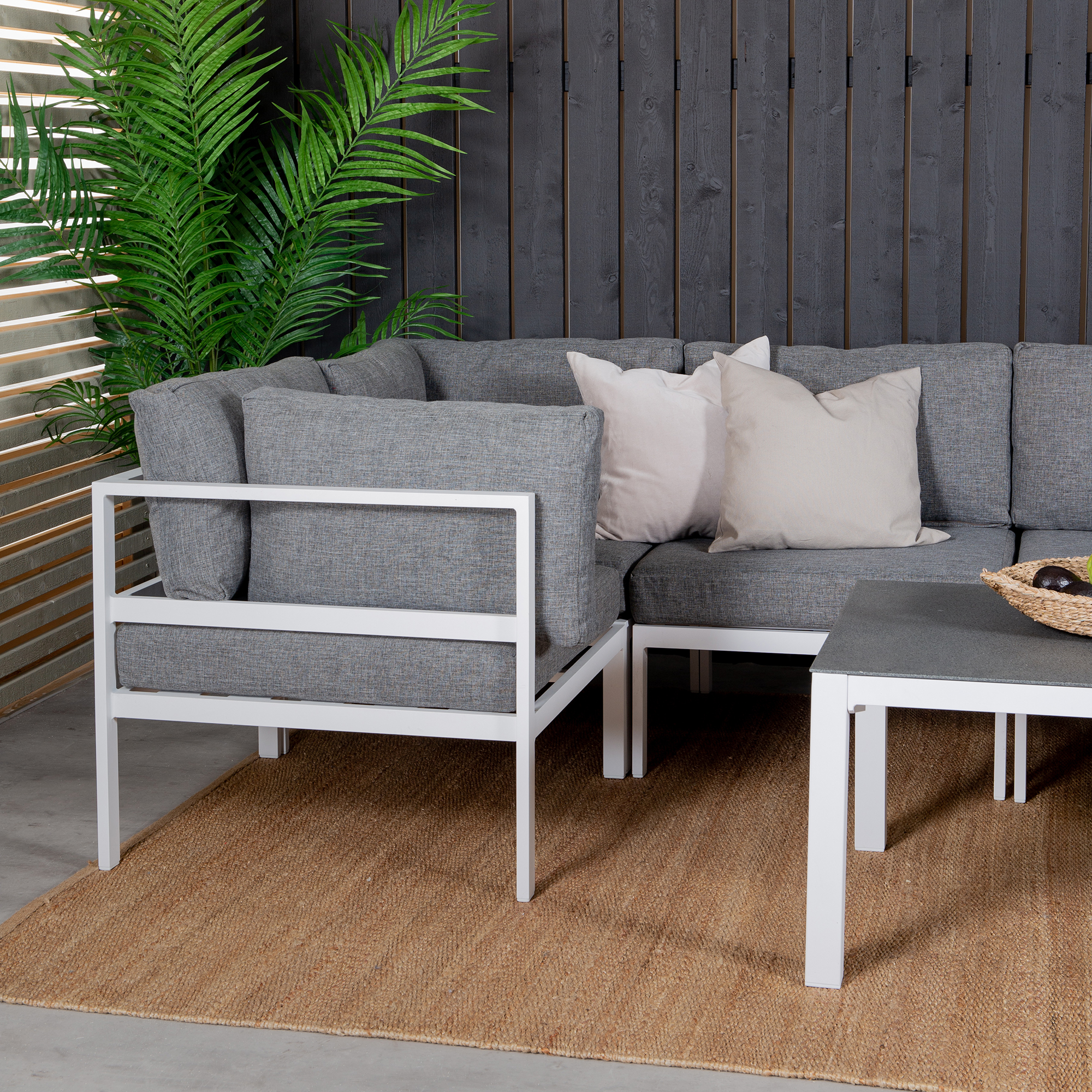 Loungegrupp Venture Home Copacabana med Belle Soffbord 2+3 Utomhus