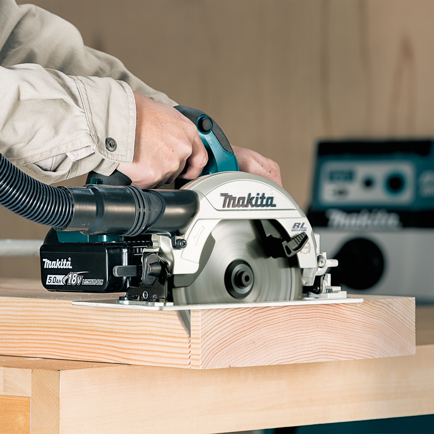 Cirkelsåg Makita LXT DHS660Z utan Batteri