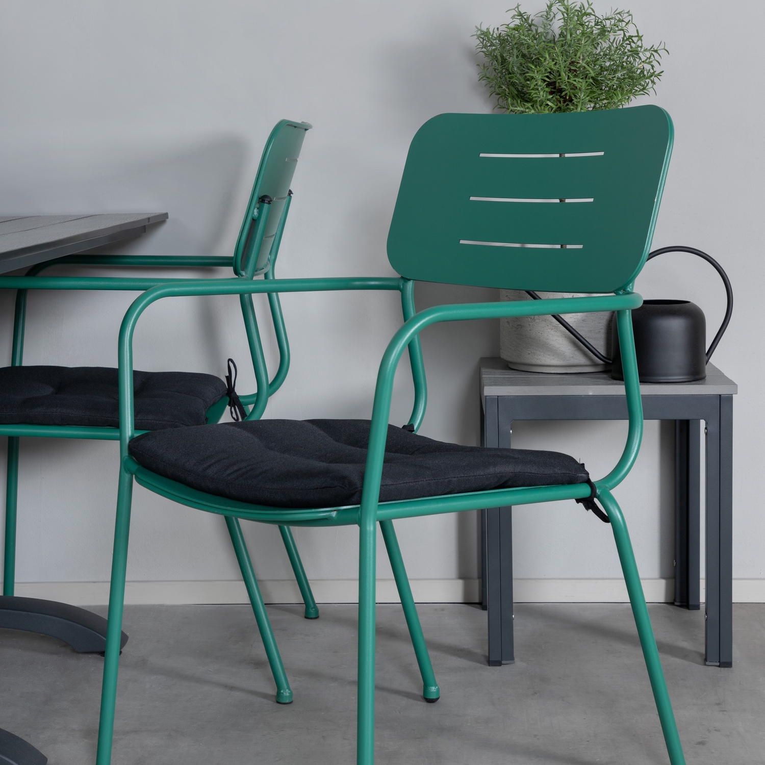 Matgrupp Venture Home Denver med 4 Nicke Stolar