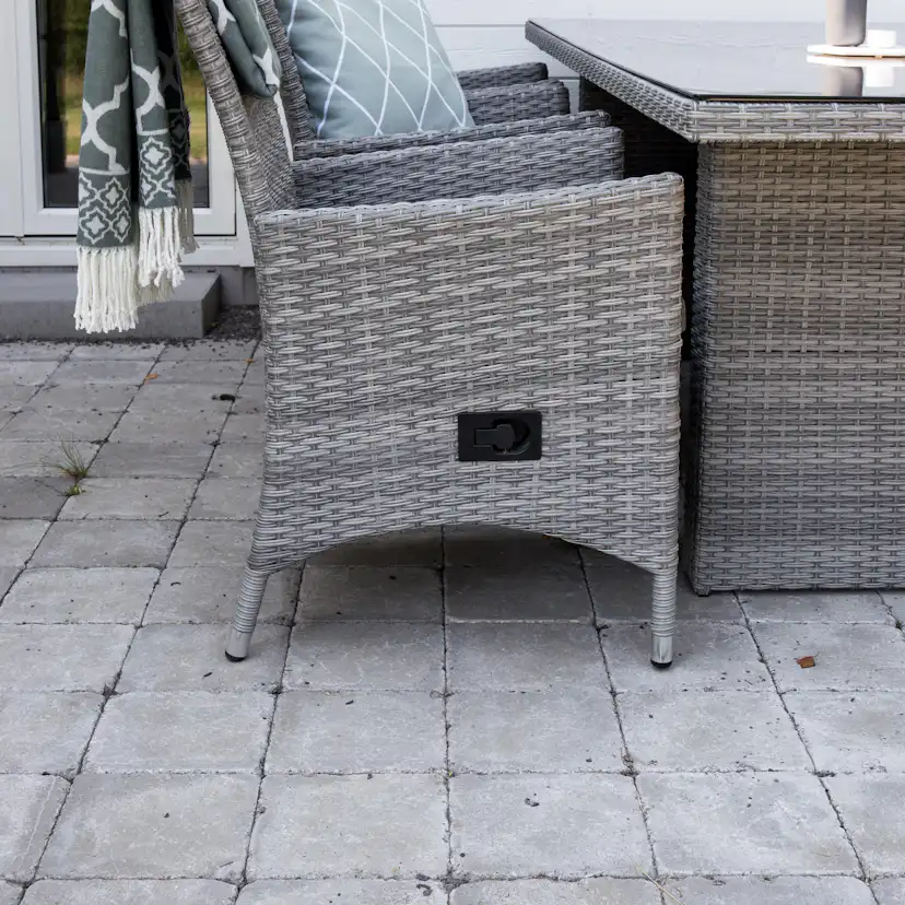 Matgrupp Venture Home Pishi 200 med 6 Pishi Stolar