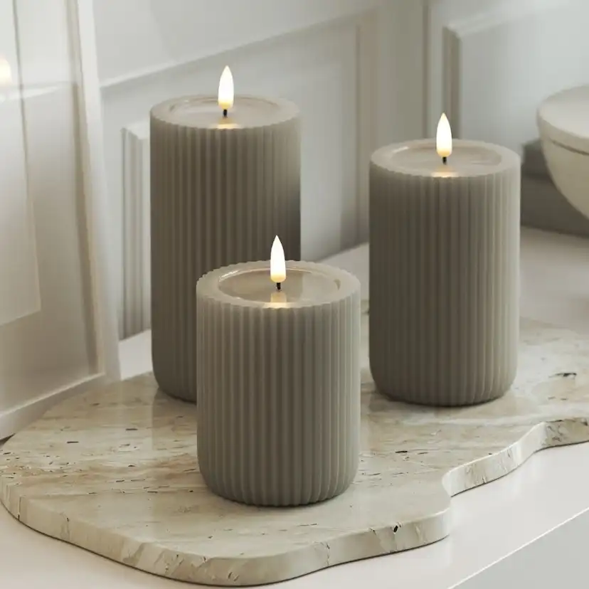 LED-Blockljus UNIQUE Candles Stripe 8x12,5 cm