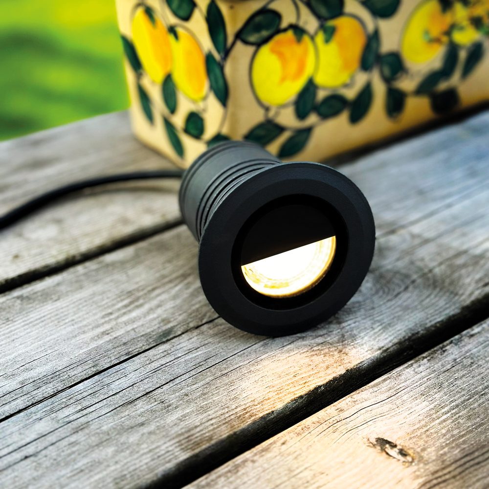 In-ground spot LightsOn Onyx