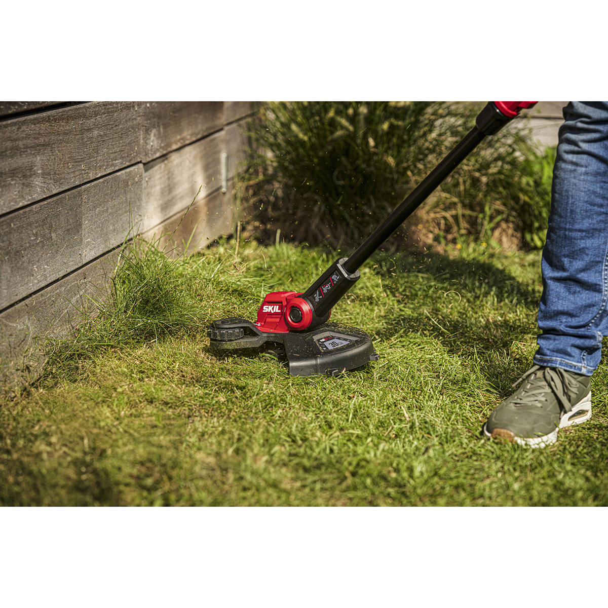 Grästrimmer SKIL 0241 CA Kolborstfri Batteridriven