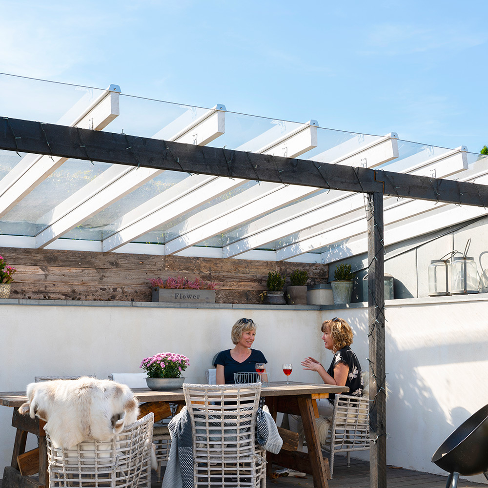 SunGlaze 4 mm 3000x585mm klar Längd: 3000 mm, Bredd: 585 mm, Tjocklek: 4 mm