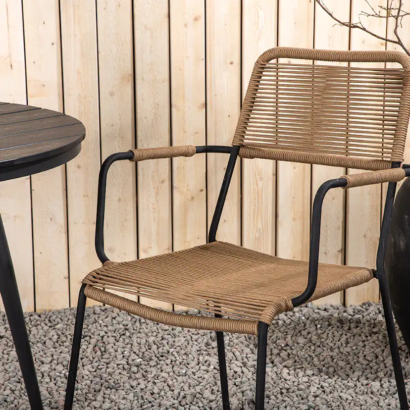 Cafégrupp Venture Home Break Ø90 cm med 2 Lindos Stolar med Armstöd