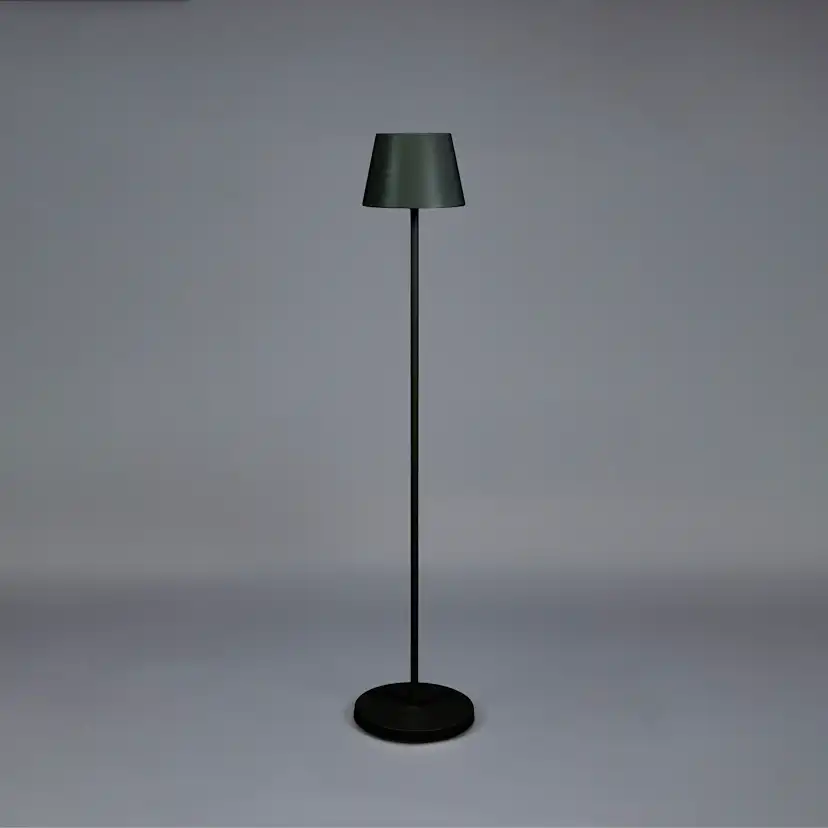 Golvlampa Gnojsö Konstsmide Pomezia M USB