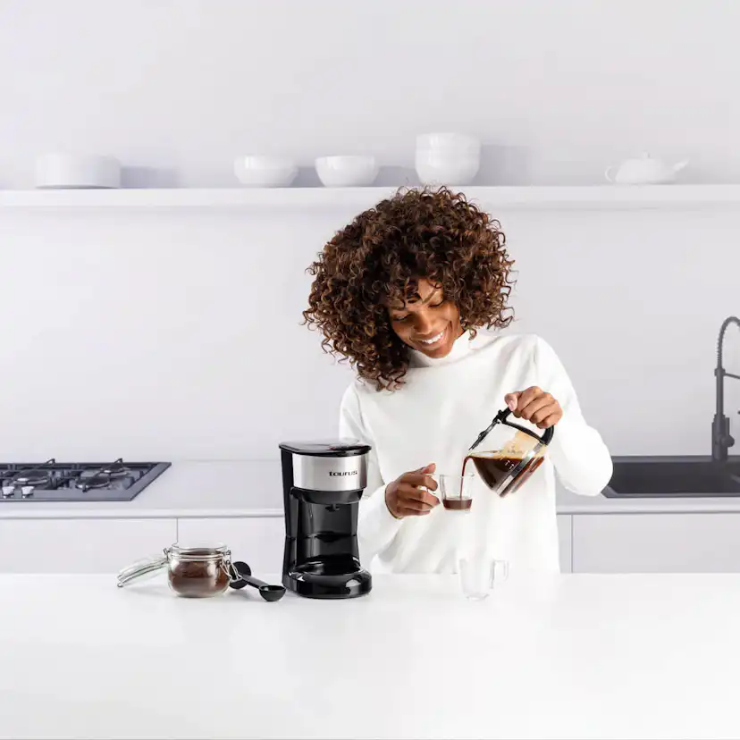 Kaffebryggare TAURUS Verona Kapacitet för 6 Koppar