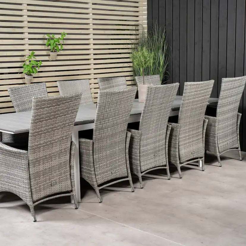 Matgrupp Venture Home Lova 224/324 med 10 Pishi Karmstolar