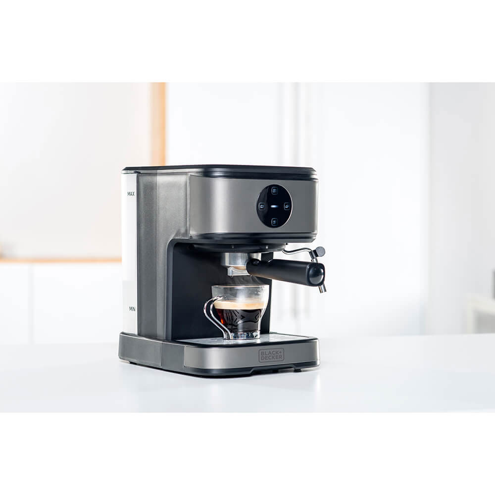 Espressomaskin Black+Decker 20 Bar med Mjölkskummare 850W 1,5L