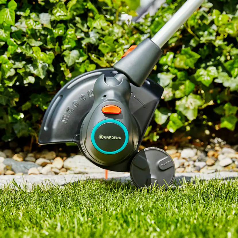 Grästrimmer Gardena ComfortCut Li-18/23 utan Batteri