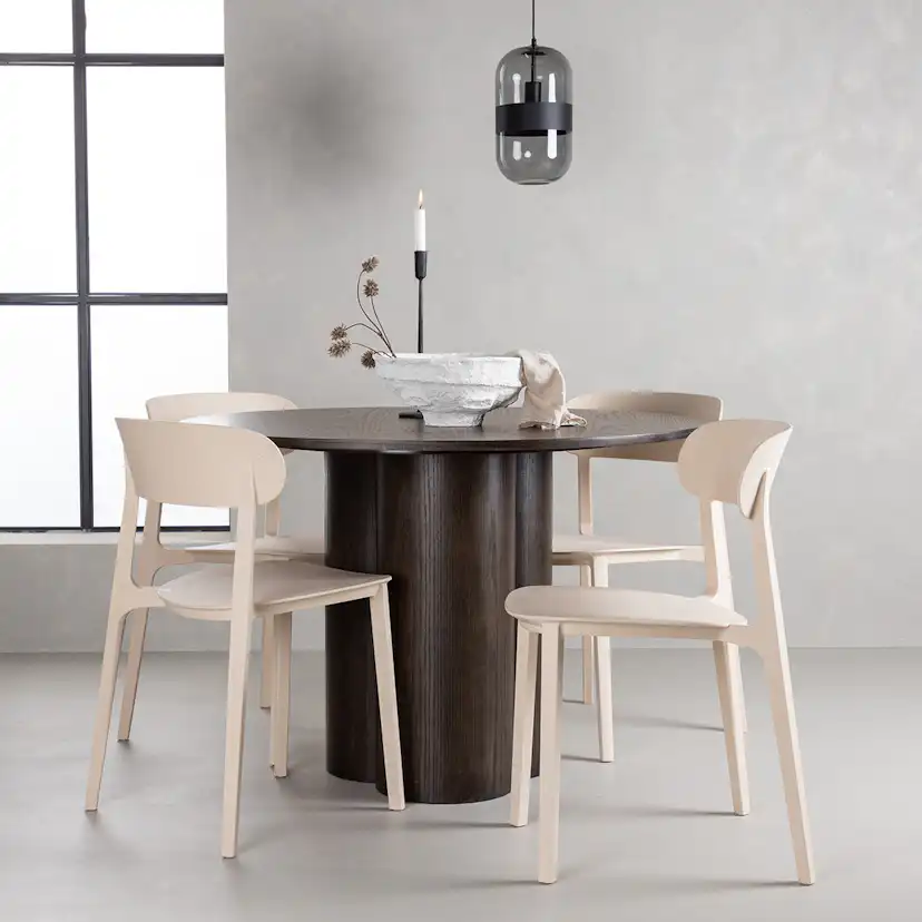 Matgrupp Venture Home Olivia med 4 Åstol Stolar