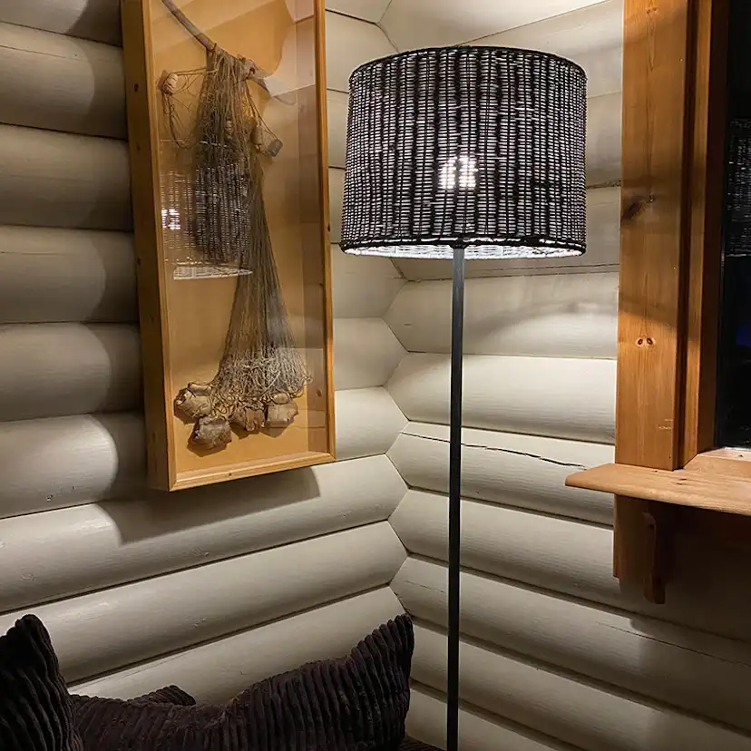Golvlampa Sunwind Lodge