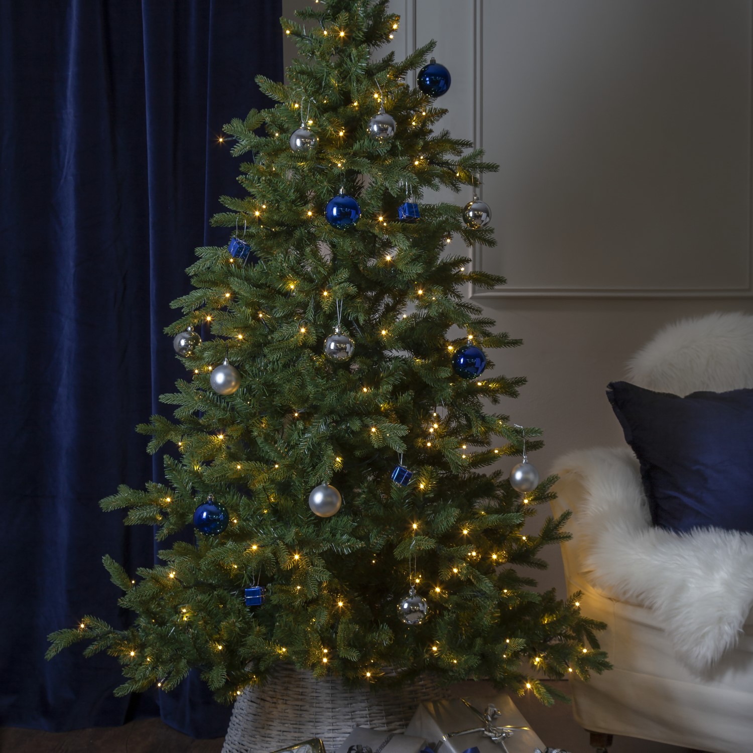 Plastgran Star Trading Larvik 270 LED