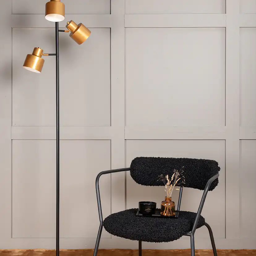 Golvlampa Venture Home Vifta 2