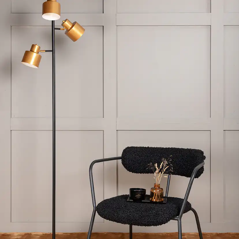 Golvlampa Venture Home Vifta 2