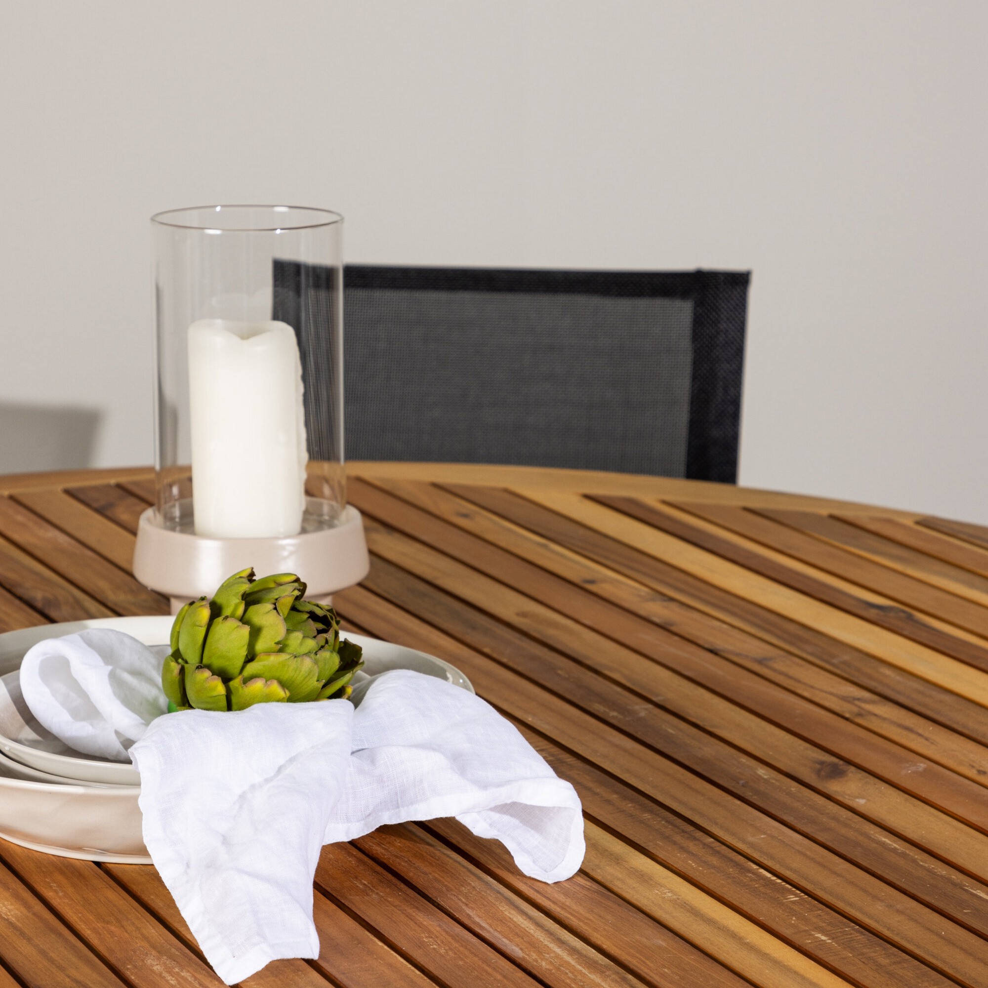 Tucumán Dining Table - Acacia ø120 +Alina Dining Chair - Bla Trädgårdsgrupp Venture Home Tucumán med 6 Alina Stolar