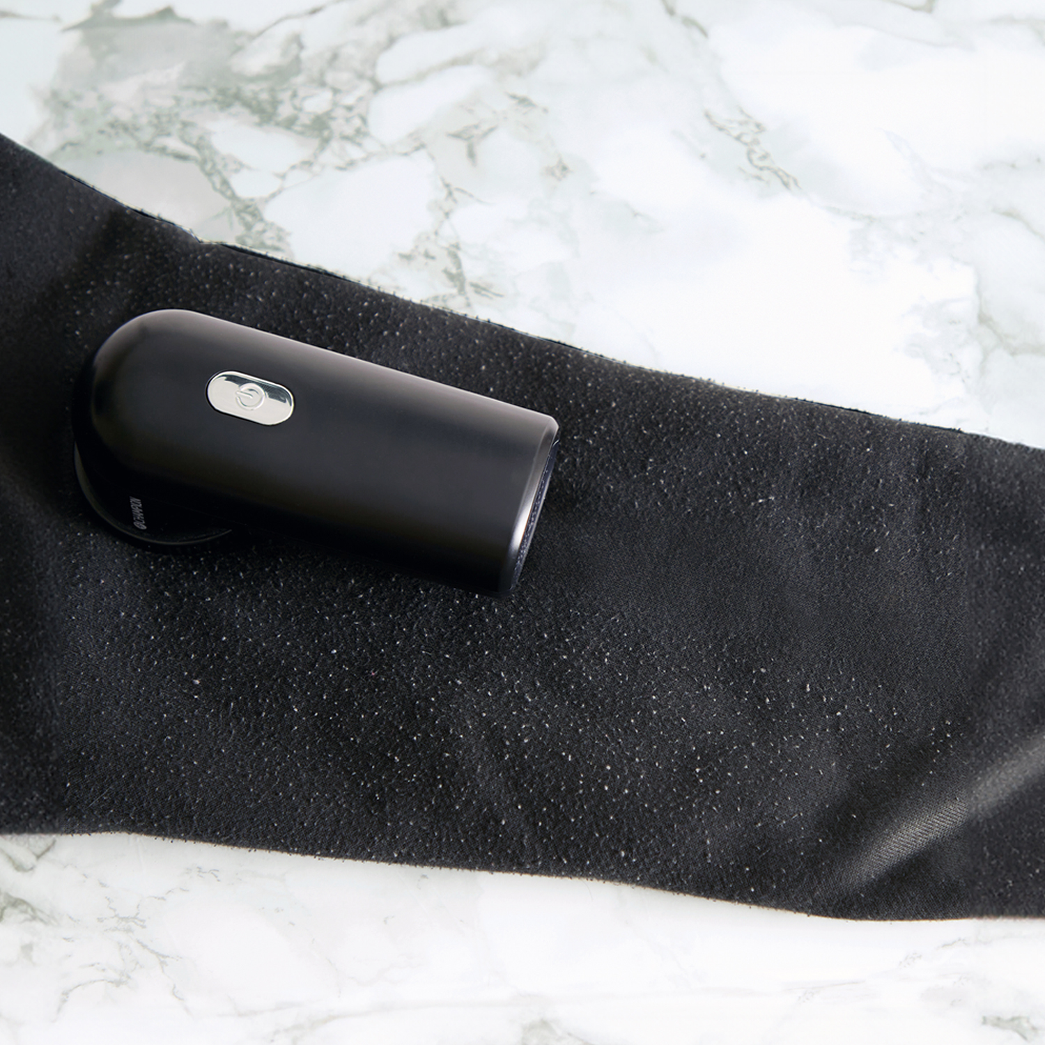 Noppborttagare Champion LR300 Mattsvart Effektiv Klädvård