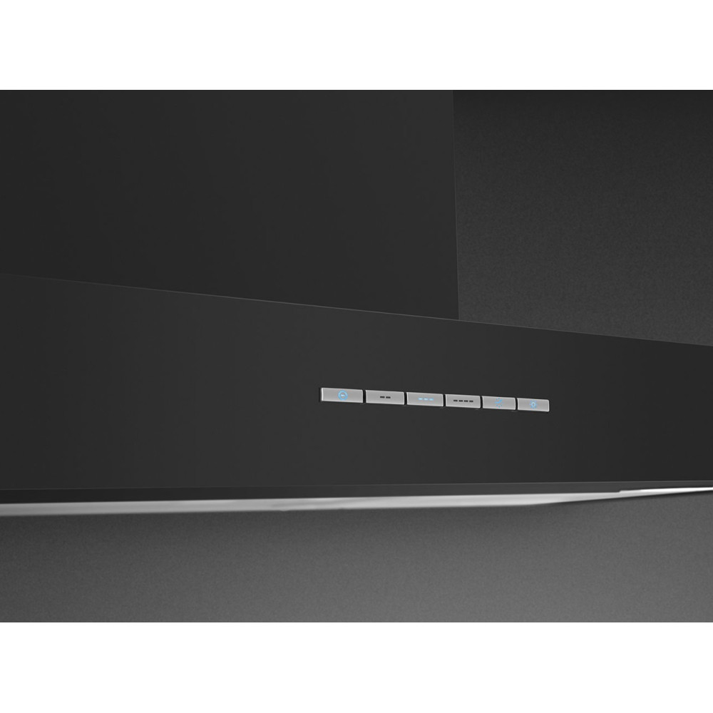 Vägghängd Köksfläkt Smeg KBT900NE Svart Elegant Design